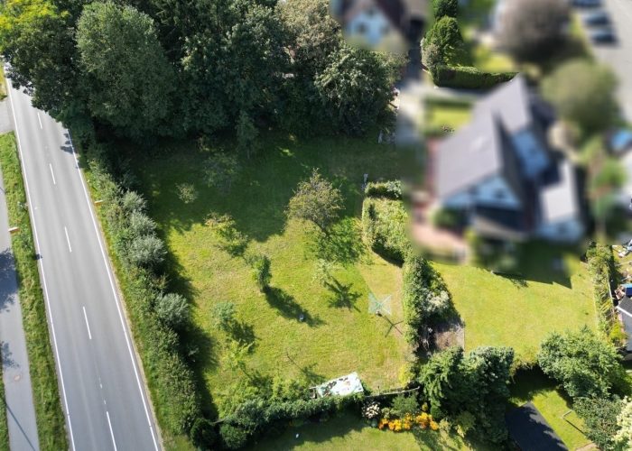 Großes Grundstück in Bielefeld-Sennestadt