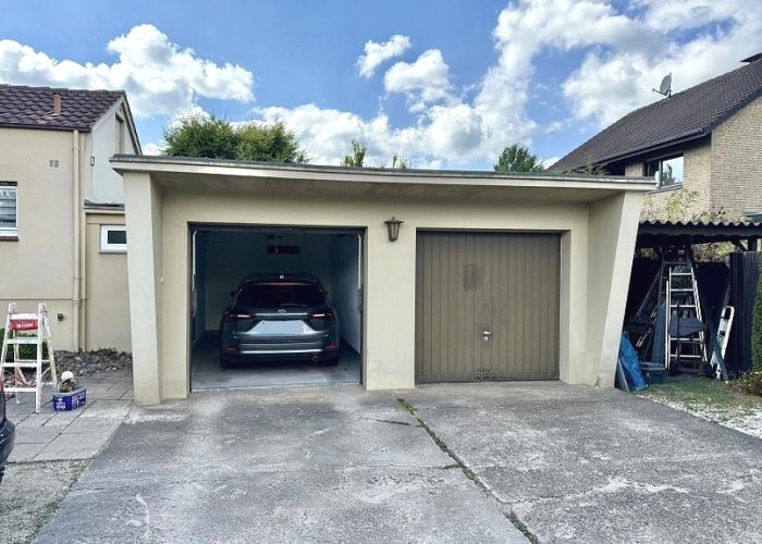 Großzügiges Baugrundstück mit 3-FH-Altbestand in Bielefeld-Brackwede/Quelle