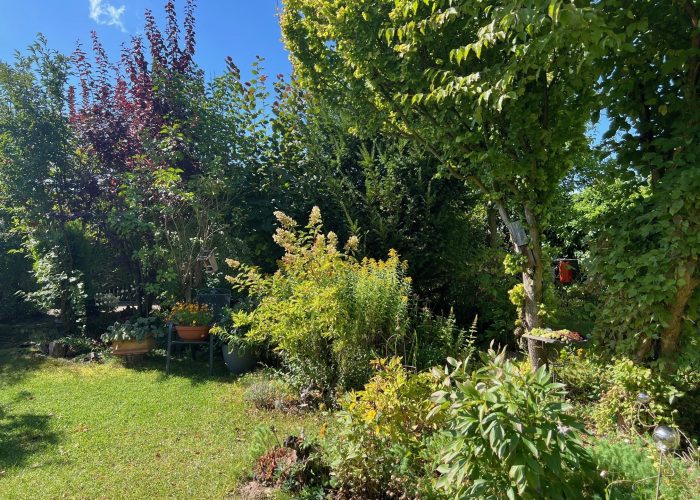 Einladendes Reihenmittelhaus mit Garten in Jöllenbeck