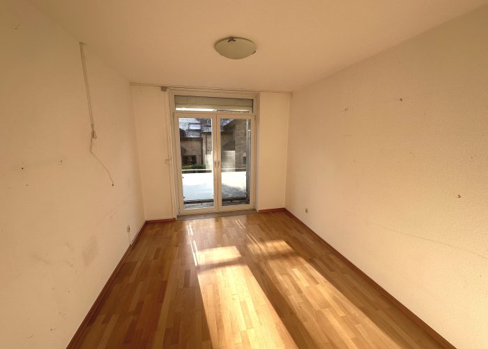 Attraktives Reihenmittelhaus in Ummeln mit Fußbodenheizung und Garage