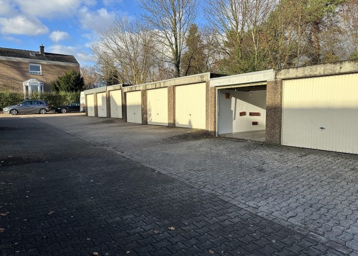 Attraktives Reihenmittelhaus in Ummeln mit Fußbodenheizung und Garage