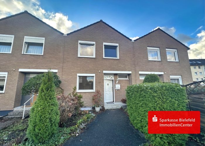 Attraktives Reihenmittelhaus in Ummeln mit Fußbodenheizung und Garage