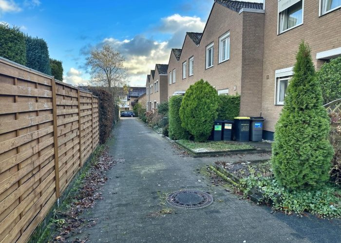 Attraktives Reihenmittelhaus in Ummeln mit Fußbodenheizung und Garage