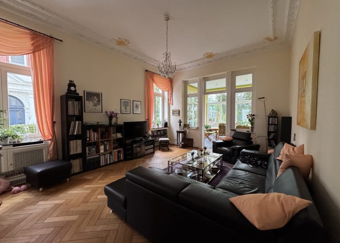 Gründerzeitvilla mit neugotischen Stilelementen in Innenstadtlage