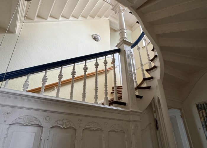 Gründerzeitvilla mit neugotischen Stilelementen in Innenstadtlage