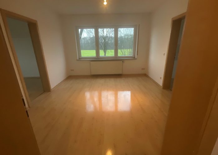 Raum für neue Kapitel: Charmantes Wohnhaus in Ummeln