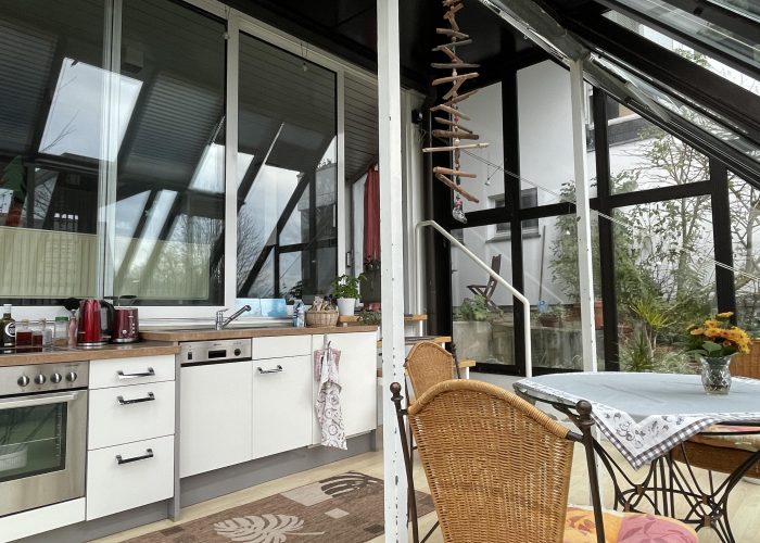 Einzigartige Souterrainwohnung mit Traumblick in Oerlinghausen