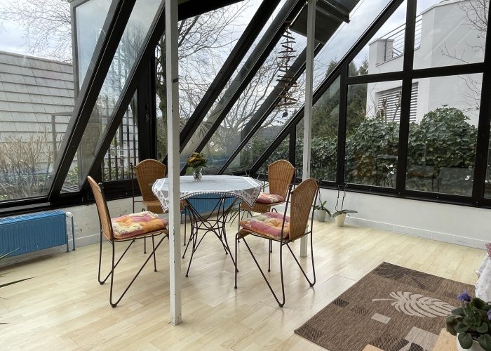 Einzigartige Souterrainwohnung mit Traumblick in Oerlinghausen