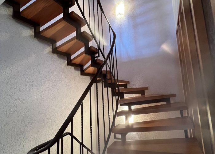 Großzügiges Einfamilienhaus mit Einliegerwohnung in Hillegossen