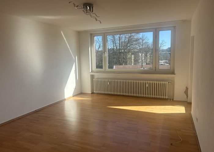 Gut geschnittene 3-Zimmer-Wohnung mit Stellplatz in Sennestadt