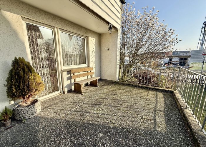 Schönes Einfamilienhaus mit Einliegerwohnung im Herzen von Quelle