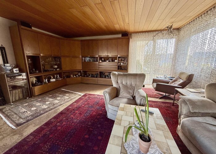 Schönes Einfamilienhaus mit Einliegerwohnung im Herzen von Quelle