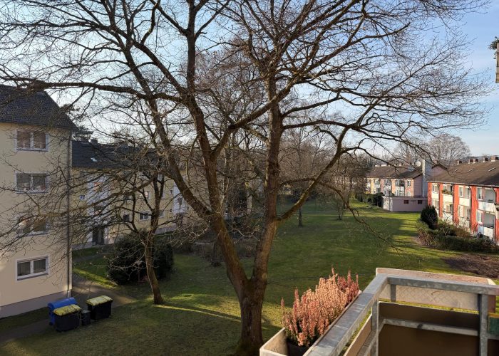 Charmante 3-Zimmer-Eigentumswohnung mit Loggia und Garage in Sennestadt