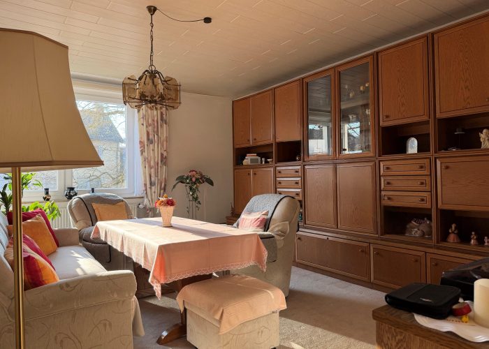 Charmante 3-Zimmer-Eigentumswohnung mit Loggia und Garage in Sennestadt