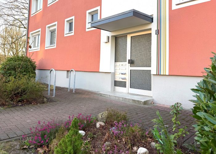 Charmante 3-Zimmer-Eigentumswohnung mit Loggia und Garage in Sennestadt