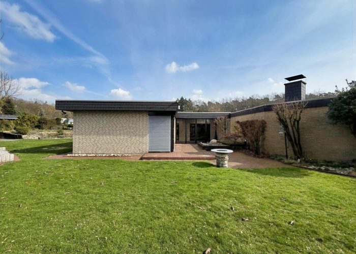 Architektenhaus im Bungalowstil in Sennestadt