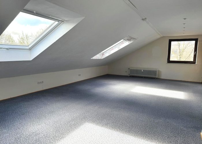 Eigentumswohnung mit Tiefgaragenstellplatz in Uninähe