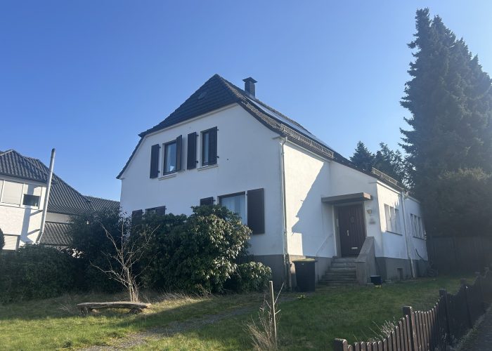 Stilvolles Einfamilienhaus in grüner Lage von Herringhausen – sofort bezugsfrei!