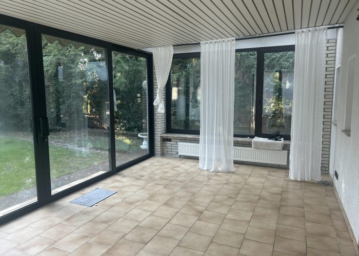 Stilvolles Einfamilienhaus in grüner Lage von Herringhausen – sofort bezugsfrei!