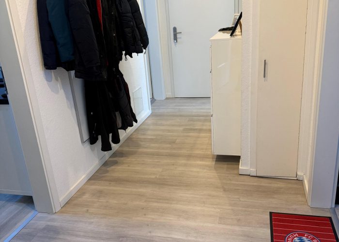 Großartiges Zweifamilienhaus mit schönem Garten, Balkon und Terrasse in Brake