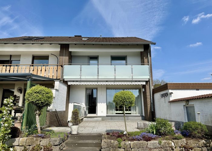 Einziehen und Wohlfühlen – Top-Renoviertes Reihenendhaus in Senne