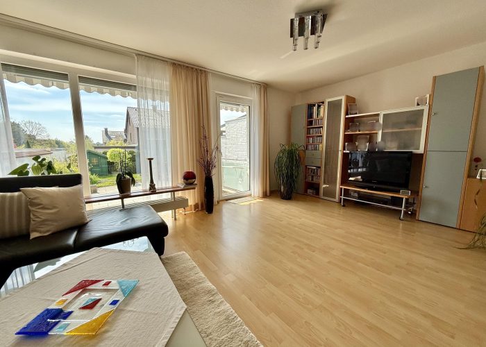 Einziehen und Wohlfühlen – Top-Renoviertes Reihenendhaus in Senne
