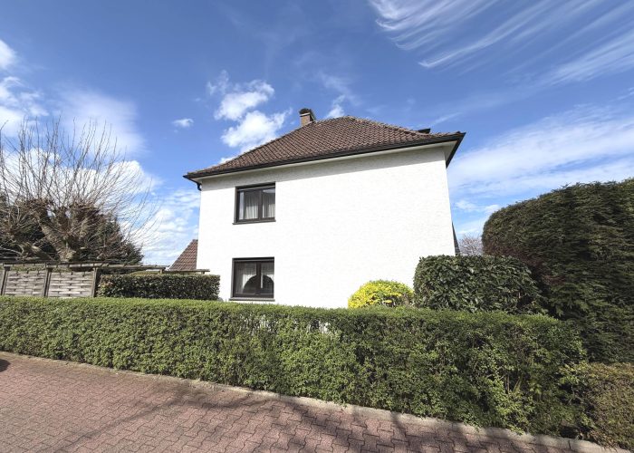 Charmantes Ein- bis Zweifamilienhaus mit Bebauungsmöglichkeit in Ubbedissen