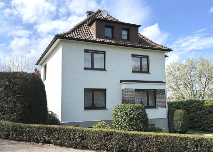 Charmantes Ein- bis Zweifamilienhaus mit Bebauungsmöglichkeit in Ubbedissen