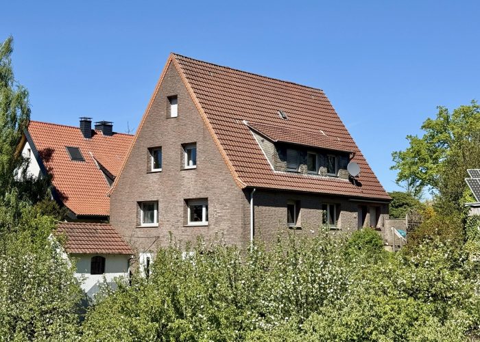 Solides Zweifamilienhaus in toller Lage von Gadderbaum