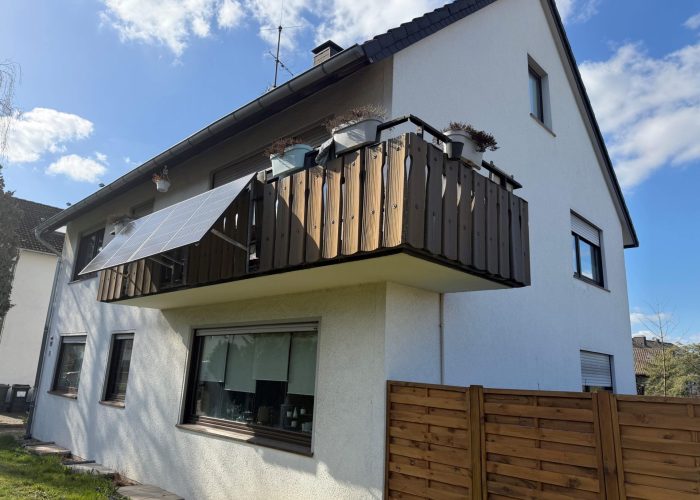 Solides Dreifamilienhaus mit Potenzial in Altenhagen
