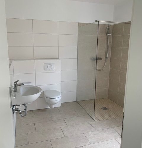 Mehrfamilienhaus mit 5 Wohneinheiten in Lage/Lippe