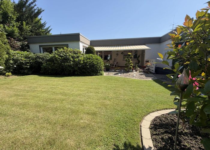 Charmanter Reihenbungalow in Gellershagen, mit Garten, Terrasse und Garage