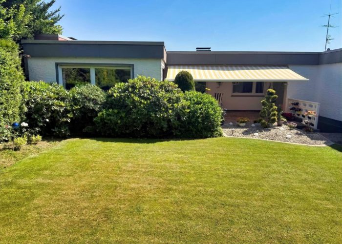 Charmanter Reihenbungalow in Gellershagen, mit Garten, Terrasse und Garage