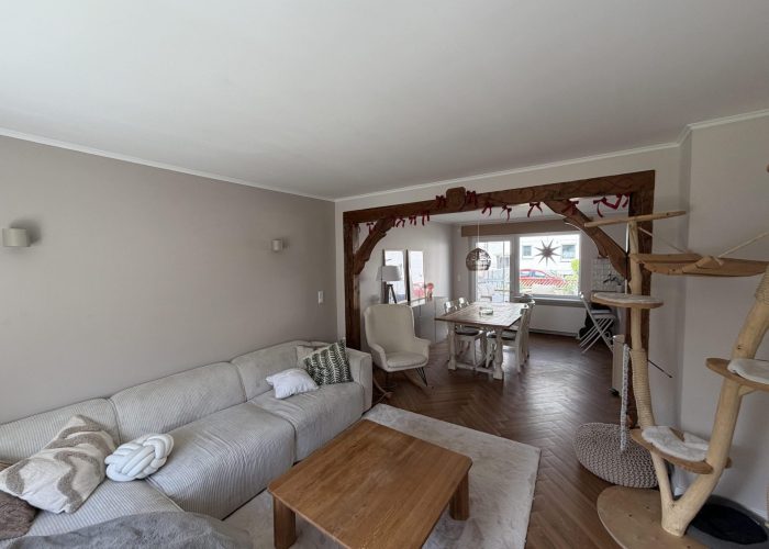 Schickes, komplett saniertes Reihenmittelhaus in Gellershagen