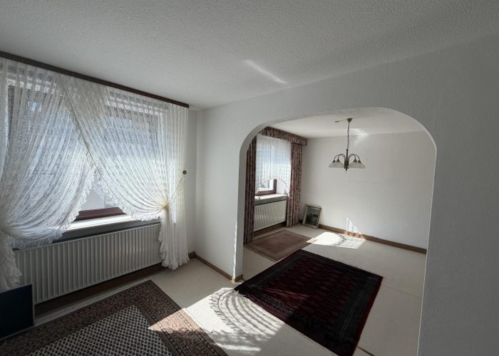 Doppelhaushälfte als Zweifamilienhaus in der östlichen Innenstadt