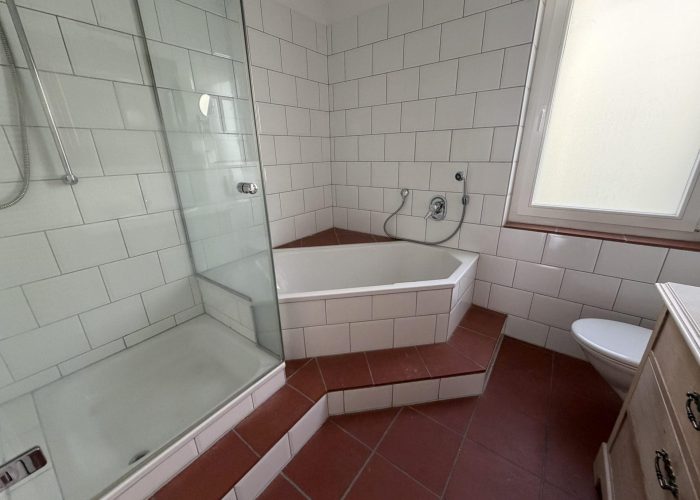 Charmantes Zweifamilienhaus in zentraler Lage der östlichen Innenstadt