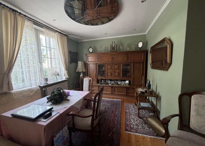 Charmantes Zweifamilienhaus in zentraler Lage der östlichen Innenstadt