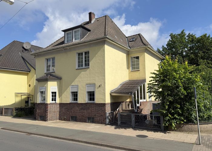 Charmantes Zweifamilienhaus in zentraler Lage der östlichen Innenstadt