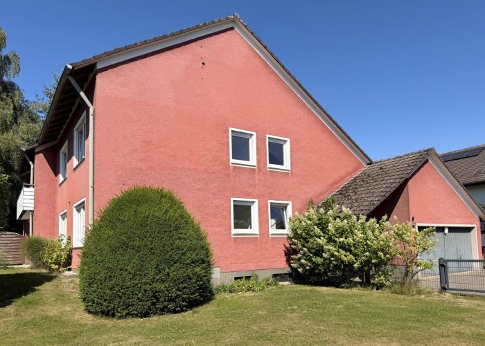 Ein-/Zweifamilienhaus in ruhiger Lage von Theesen