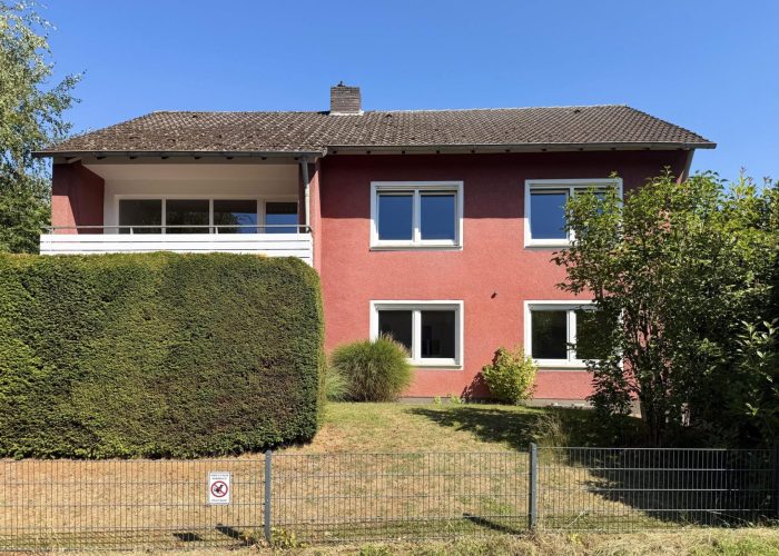 Ein-/Zweifamilienhaus in ruhiger Lage von Theesen