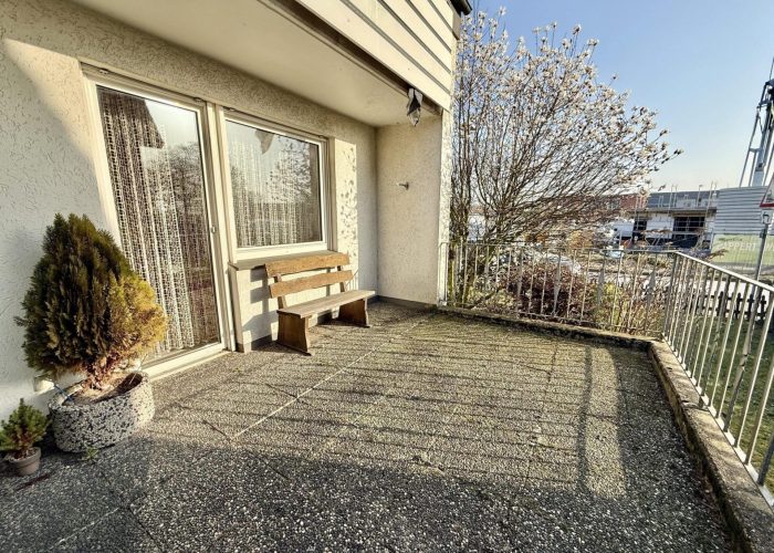 Schönes Einfamilienhaus mit Einliegerwohnung im Herzen von Quelle