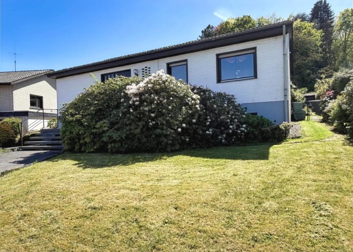 Traumhafter Bungalow in toller Hanglage von Ubbedissen