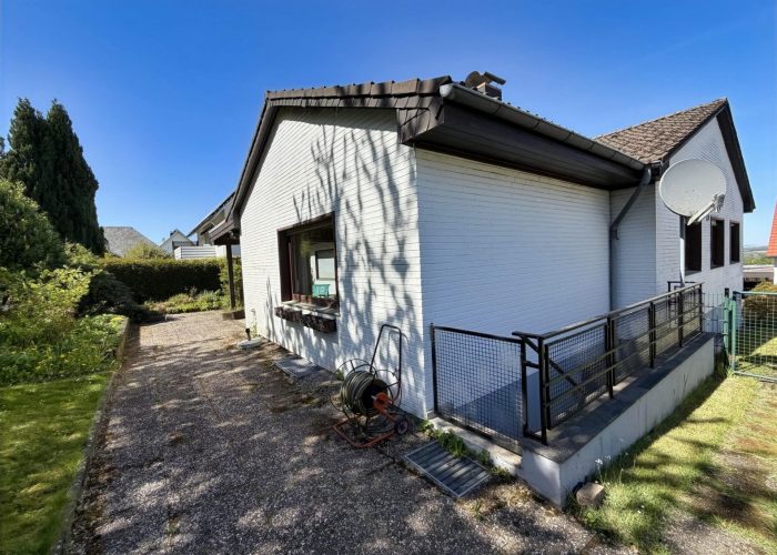 Traumhafter Bungalow in toller Hanglage von Ubbedissen