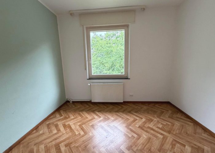 Geräumiges Zweifamilienhaus in Randlage von Brackwede
