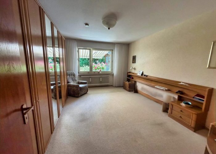 Freistehendes Haus in bester Gadderbaumer Lage mit viel Platz!