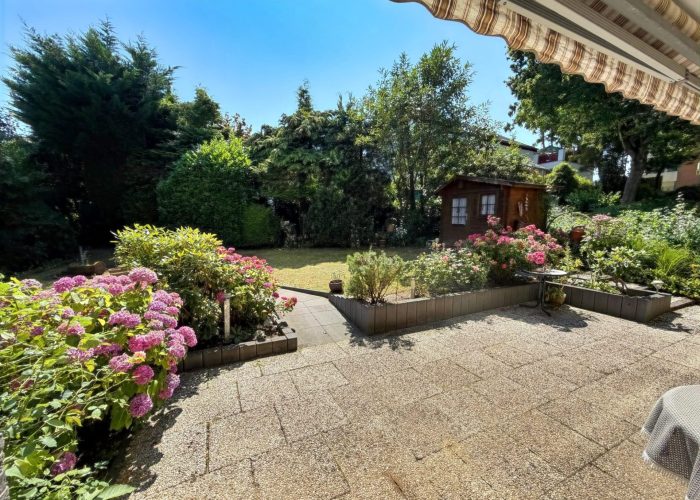 Freistehendes Haus in bester Gadderbaumer Lage mit viel Platz!