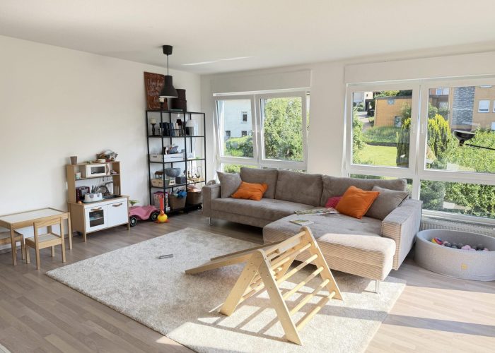 2011 ausgebaute Dachgeschosswohnung mit Loggia  – nahe Teutoburger Wald