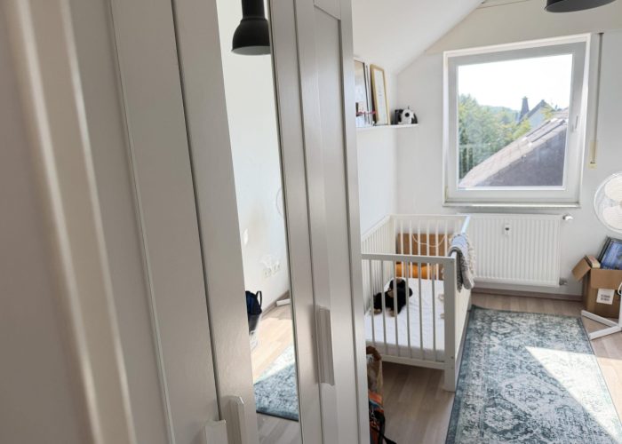 2011 ausgebaute Dachgeschosswohnung mit Loggia  – nahe Teutoburger Wald