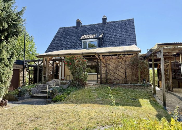 Freistehendes Einfamilienhaus in Sennestadt