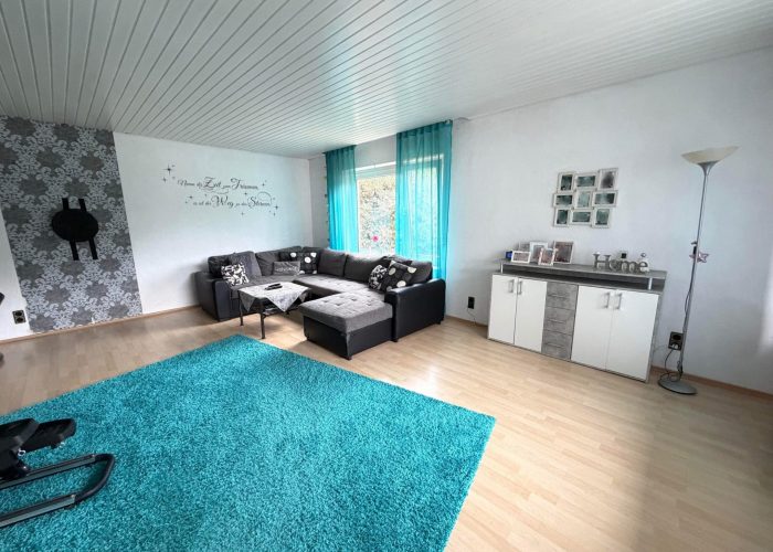 Bungalow mit Einliegerwohnung in Brake
